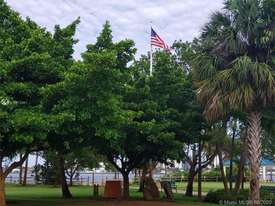 Walk to the waterfront park