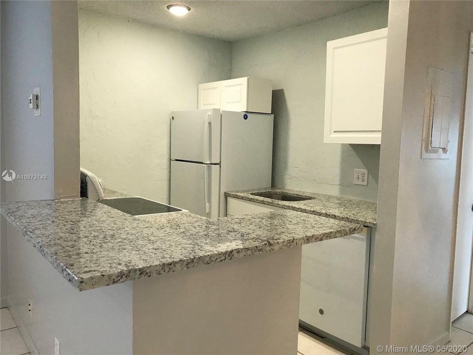 Recently Sold: $99,000 (2 beds, 1 baths, 953 Square Feet)