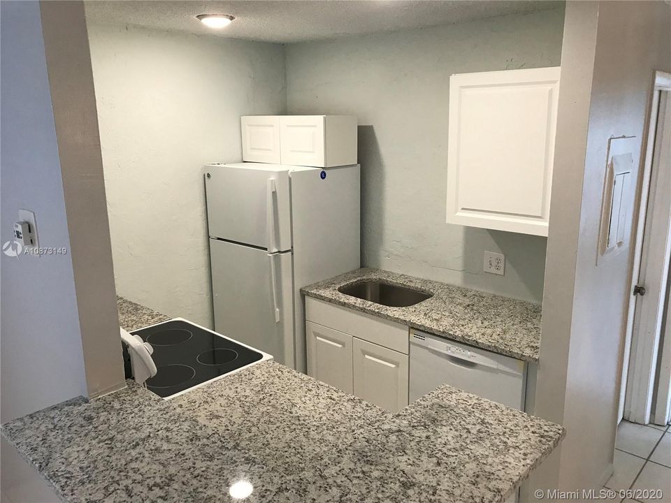 Recently Sold: $99,000 (2 beds, 1 baths, 953 Square Feet)