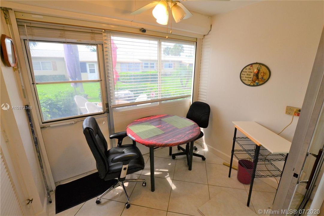 Recently Sold: $88,000 (2 beds, 2 baths, 895 Square Feet)