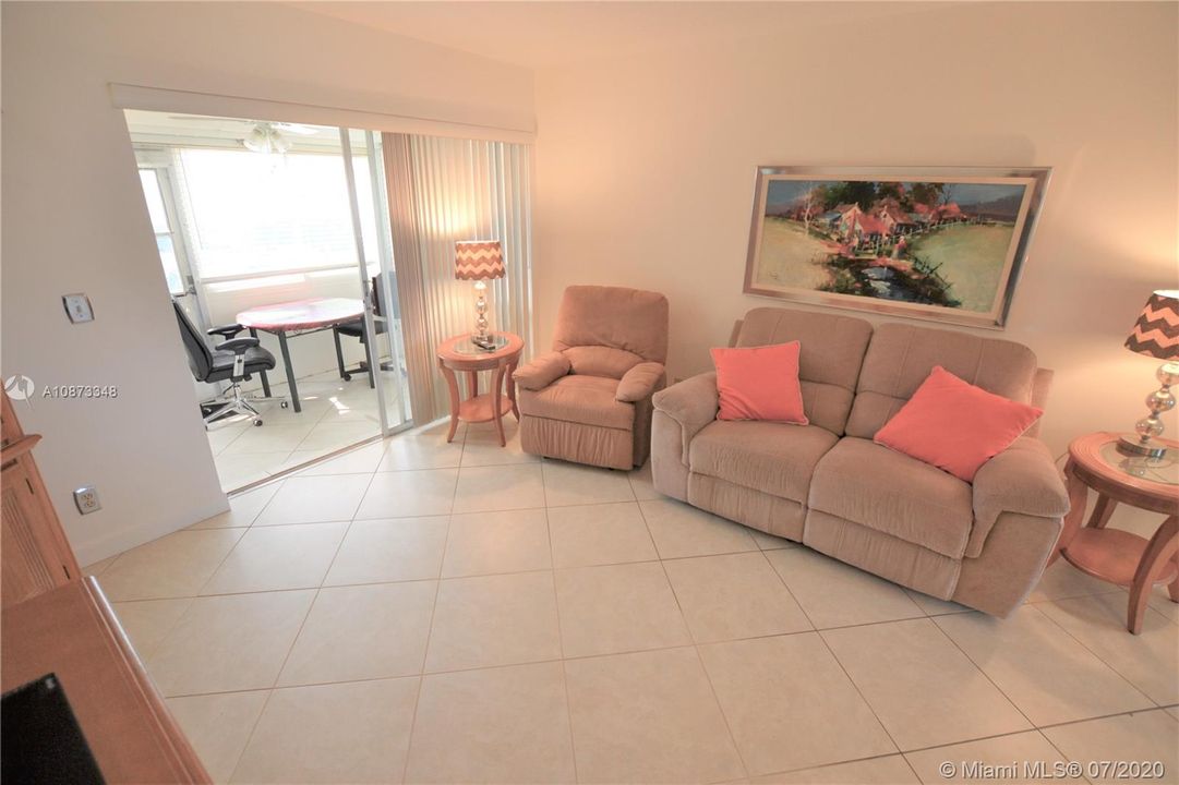 Recently Sold: $88,000 (2 beds, 2 baths, 895 Square Feet)