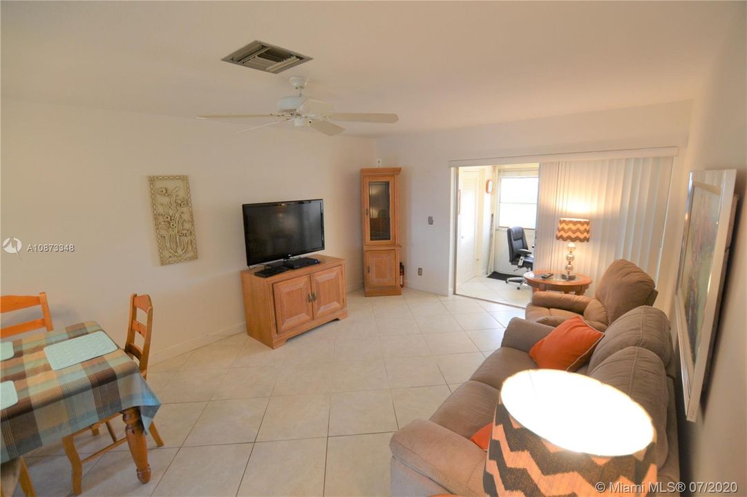 Recently Sold: $88,000 (2 beds, 2 baths, 895 Square Feet)
