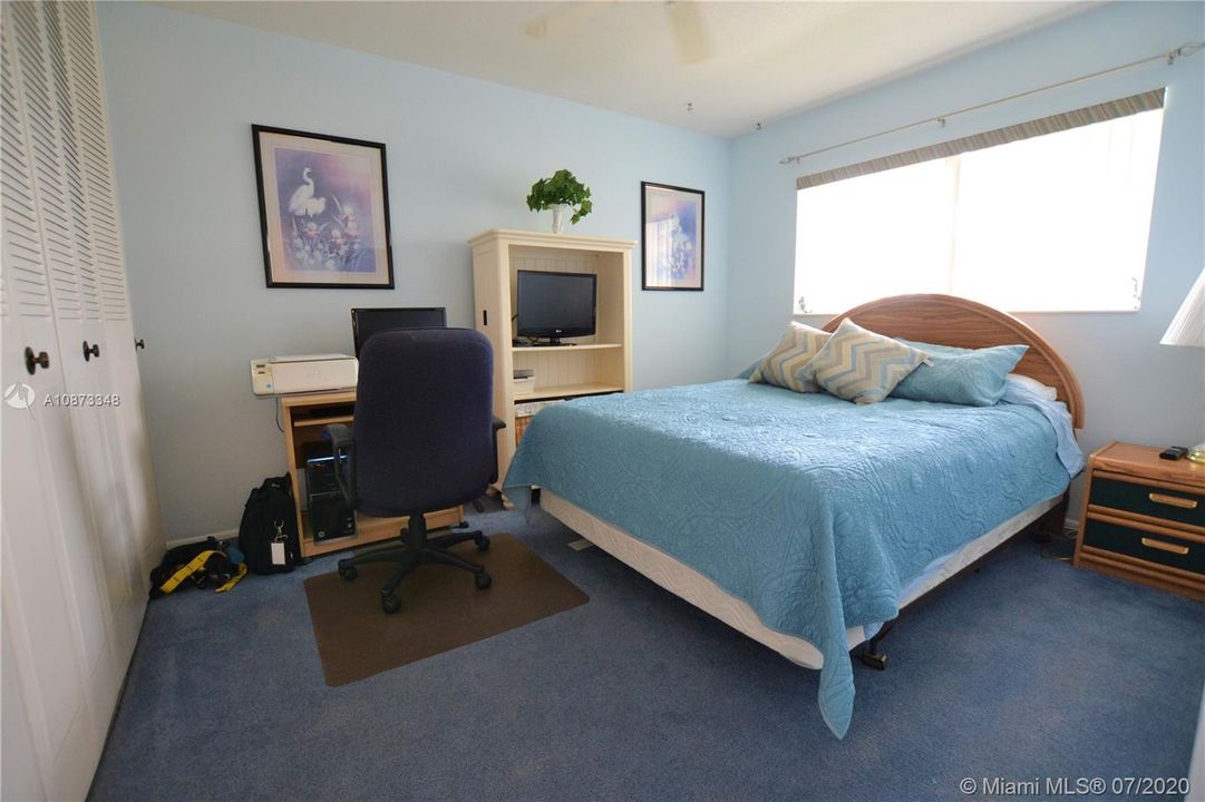 Recently Sold: $88,000 (2 beds, 2 baths, 895 Square Feet)