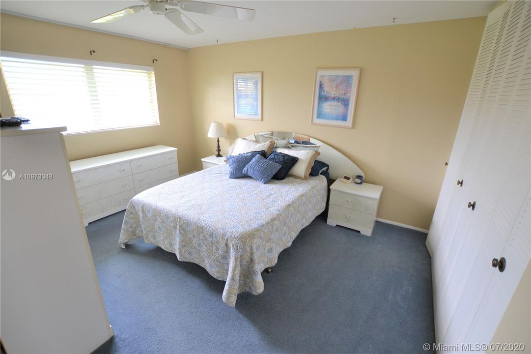 Recently Sold: $88,000 (2 beds, 2 baths, 895 Square Feet)