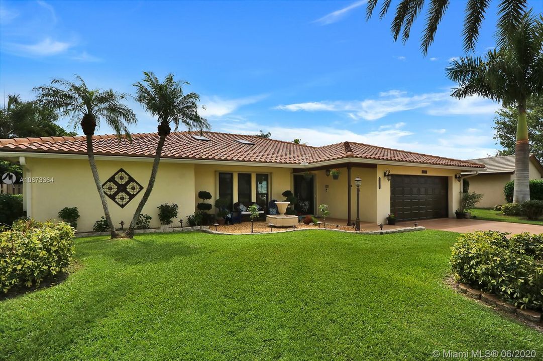 Recently Sold: $509,900 (3 beds, 2 baths, 2042 Square Feet)
