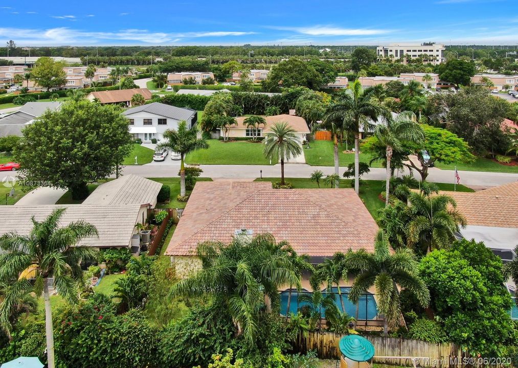 Recently Sold: $509,900 (3 beds, 2 baths, 2042 Square Feet)