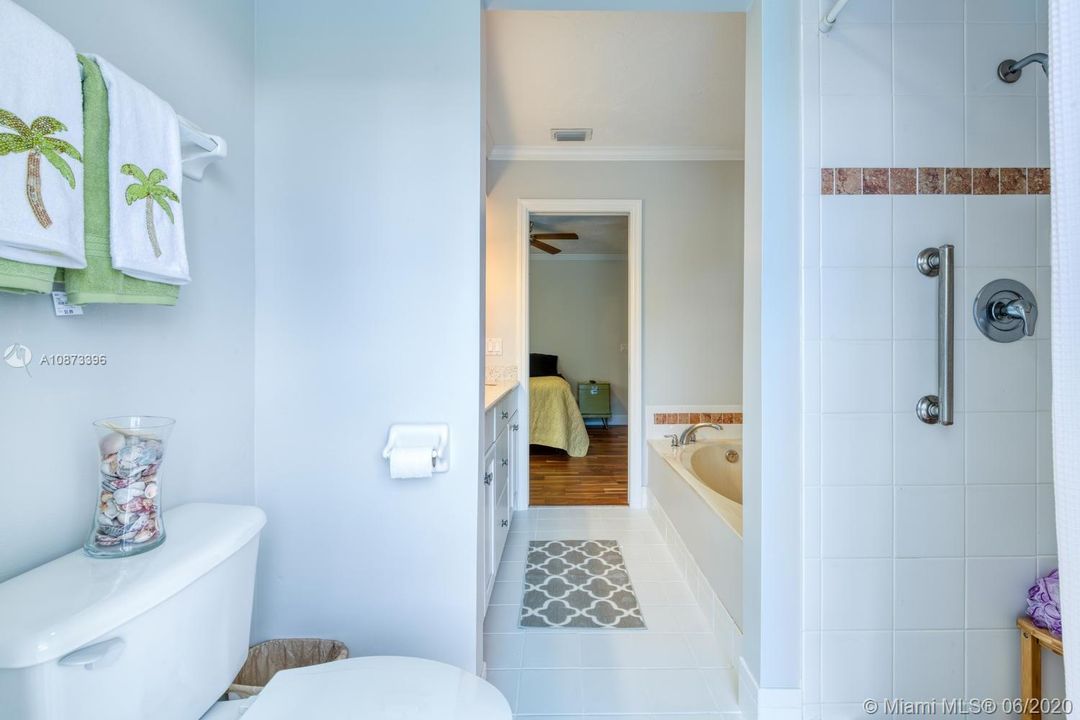 Master Bath with Soaking tub