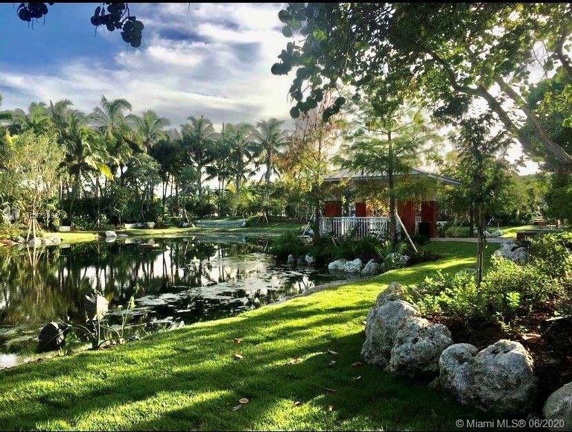 Nice view to the park and lake just across the street