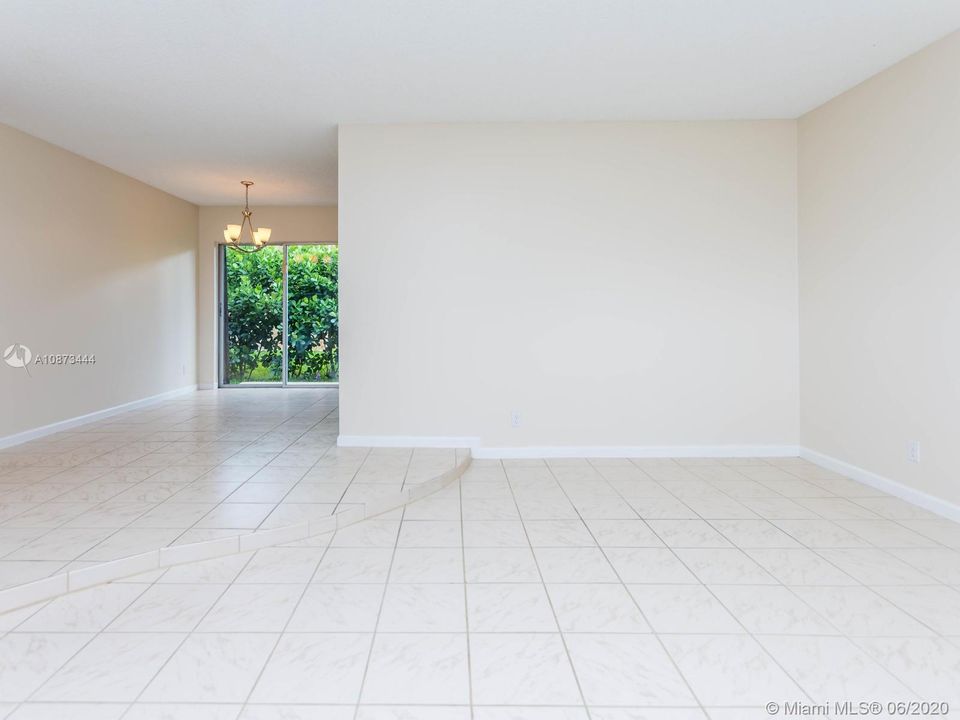Vendido Recientemente: $260,000 (3 camas, 2 baños, 1144 Pies cuadrados)