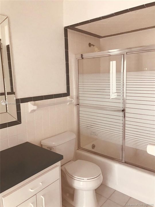 Recently Rented: $3,000 (3 beds, 2 baths, 1777 Square Feet)