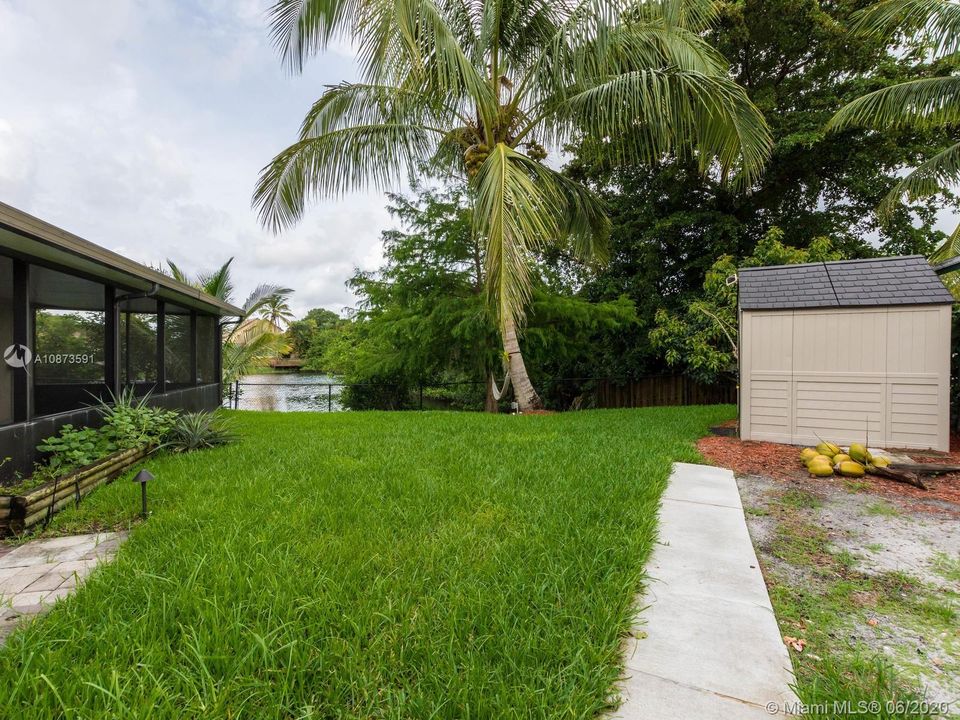 Vendido Recientemente: $349,999 (3 camas, 2 baños, 1153 Pies cuadrados)