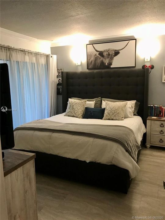 Vendido Recientemente: $135,000 (1 camas, 1 baños, 656 Pies cuadrados)