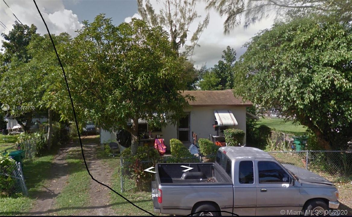 Recently Sold: $100,000 (2 beds, 1 baths, 736 Square Feet)