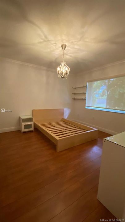 Recientemente alquilado: $4,400 (4 camas, 3 baños, 2591 Pies cuadrados)