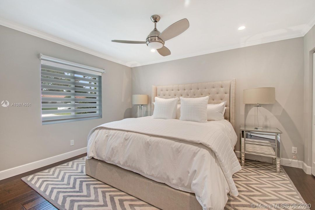 Recently Sold: $1,429,000 (3 beds, 3 baths, 2589 Square Feet)