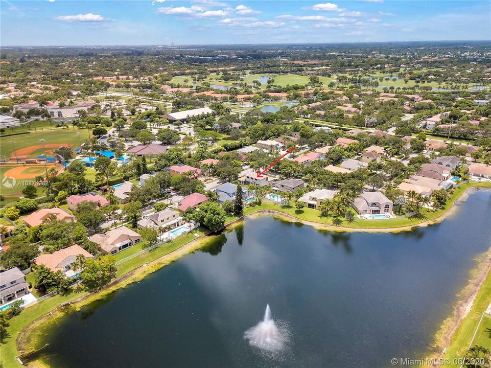 Recently Sold: $550,000 (5 beds, 3 baths, 3101 Square Feet)