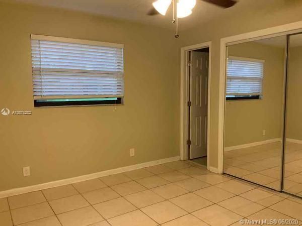 Recently Rented: $2,045 (3 beds, 2 baths, 1389 Square Feet)