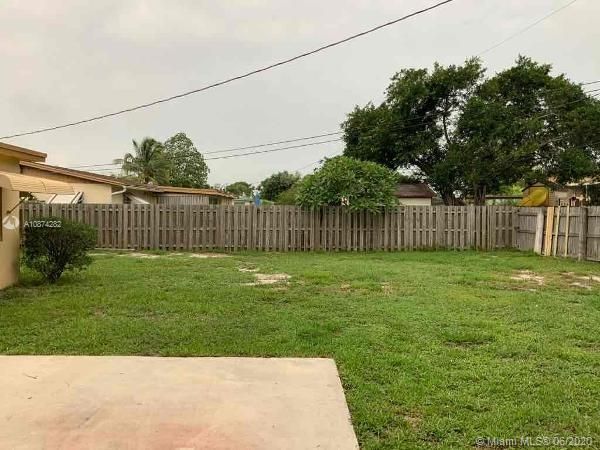 Recently Rented: $2,045 (3 beds, 2 baths, 1389 Square Feet)