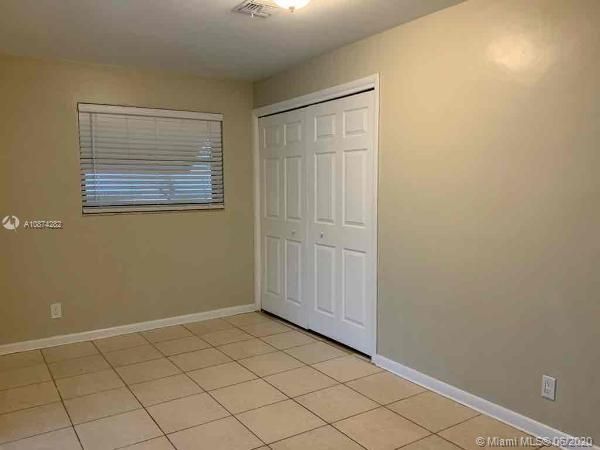 Recently Rented: $2,045 (3 beds, 2 baths, 1389 Square Feet)