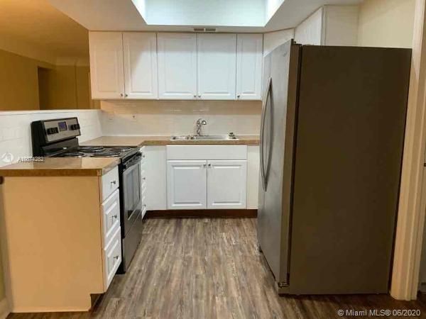 Recently Rented: $2,045 (3 beds, 2 baths, 1389 Square Feet)