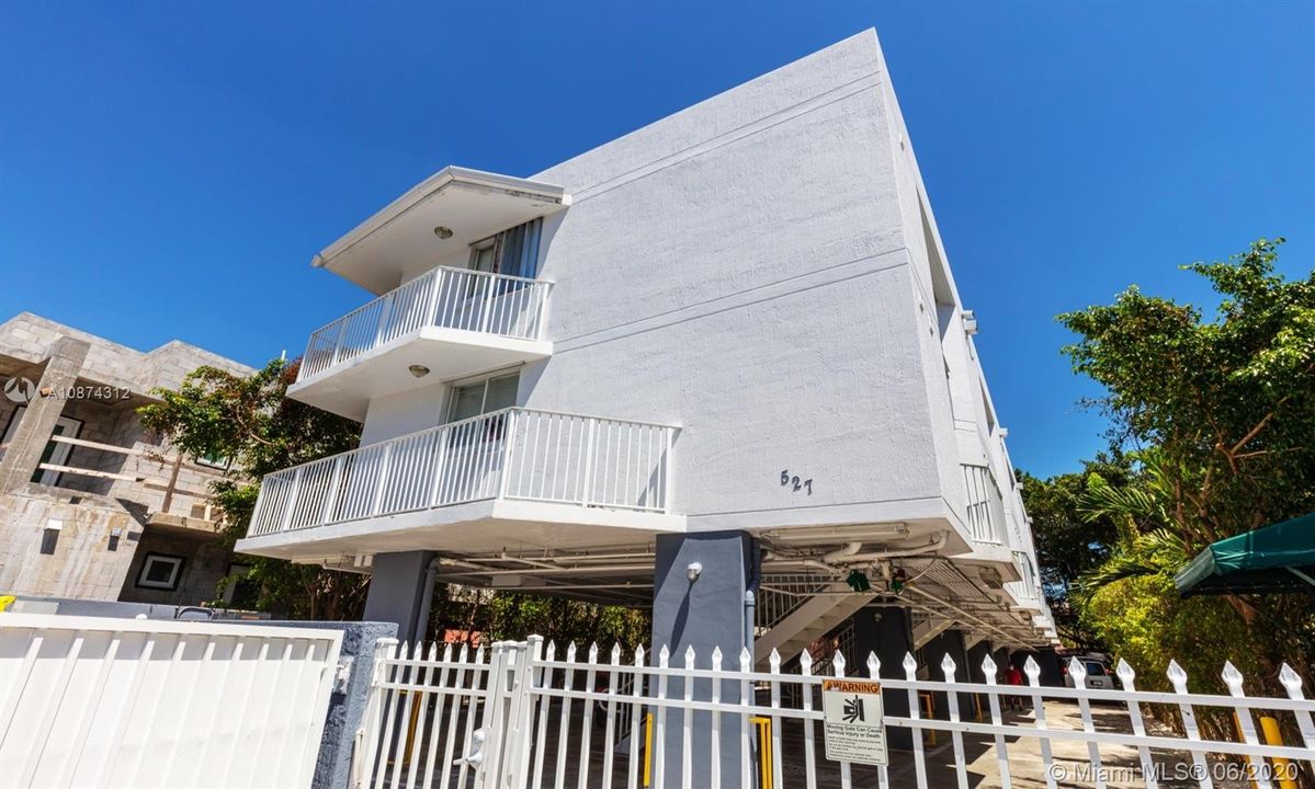 Recently Sold: $3,990,000 (0 beds, 0 baths, 11849 Square Feet)
