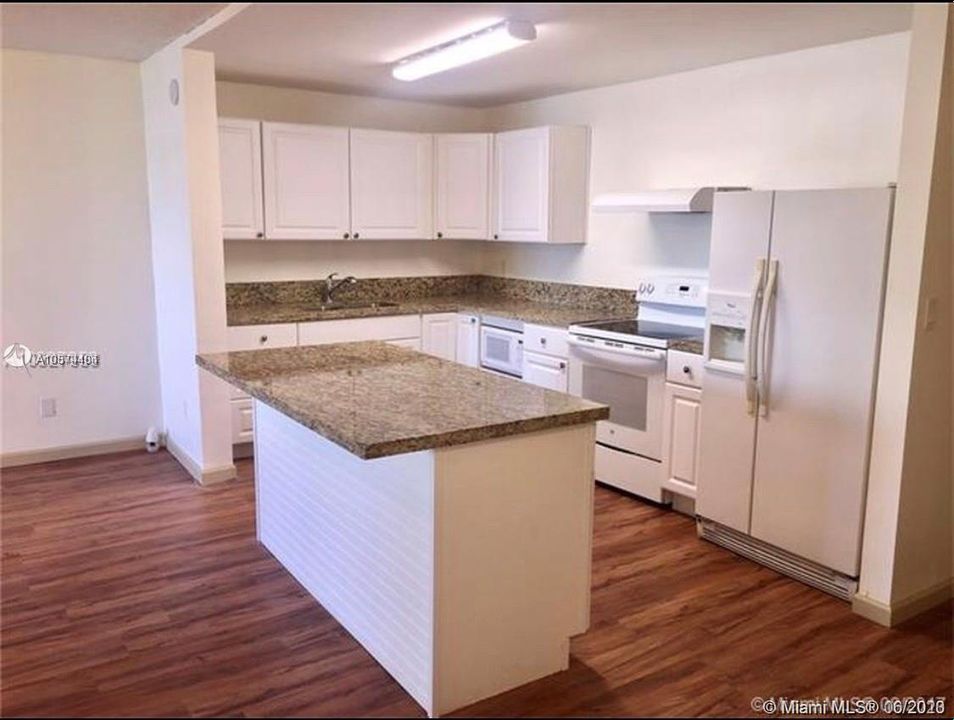 Recently Rented: $1,200 (2 beds, 2 baths, 1075 Square Feet)