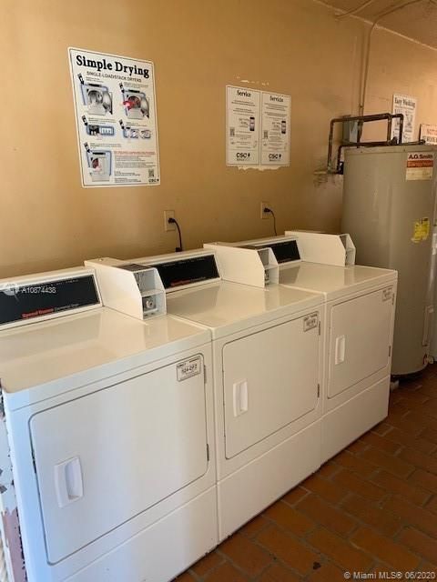 最近售出: $130,000 (1 贝兹, 1 浴室, 591 平方英尺)
