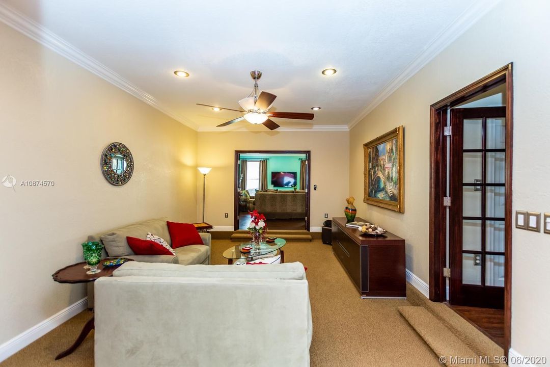 Recently Rented: $4,200 (5 beds, 3 baths, 2864 Square Feet)