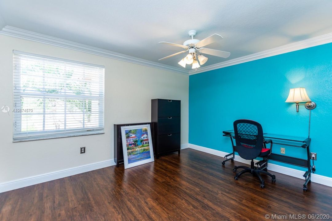 Recently Rented: $4,200 (5 beds, 3 baths, 2864 Square Feet)