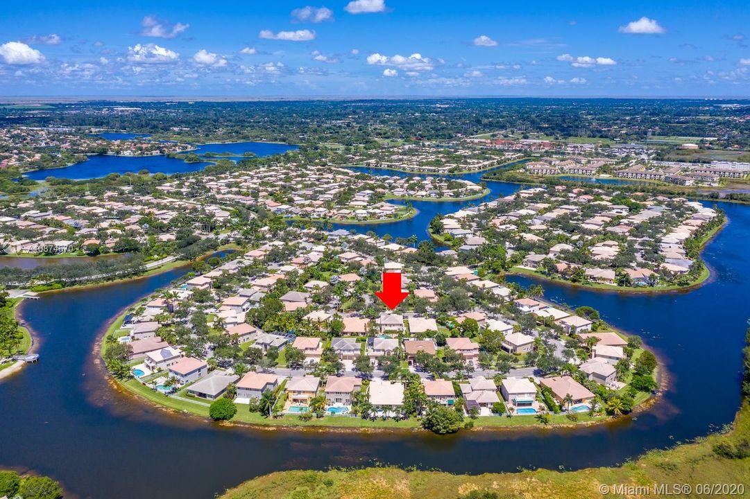 Recently Rented: $4,200 (5 beds, 3 baths, 2864 Square Feet)
