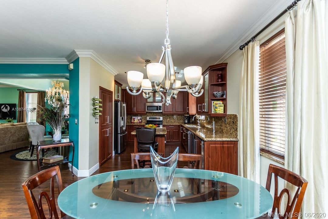 Recently Rented: $4,200 (5 beds, 3 baths, 2864 Square Feet)