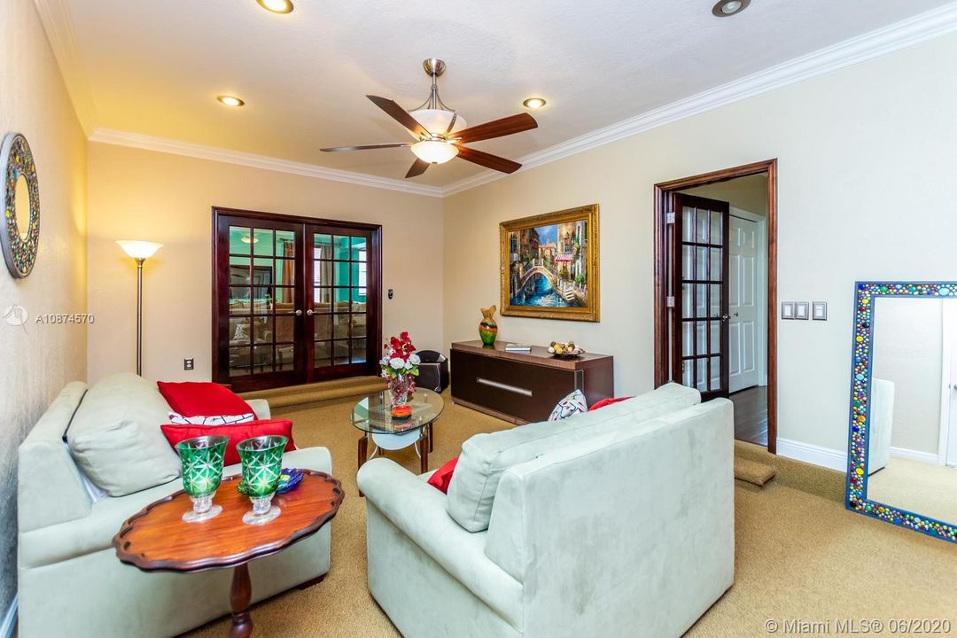Recently Rented: $4,200 (5 beds, 3 baths, 2864 Square Feet)