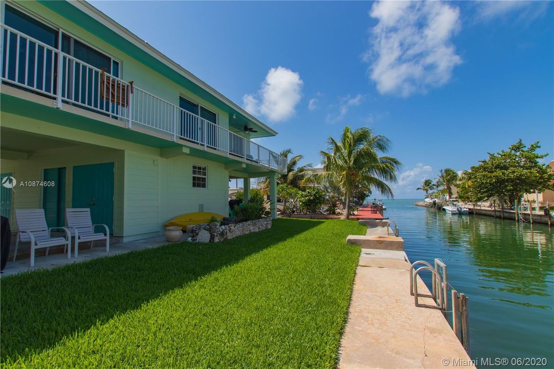 Recently Sold: $1,250,000 (3 beds, 3 baths, 1509 Square Feet)