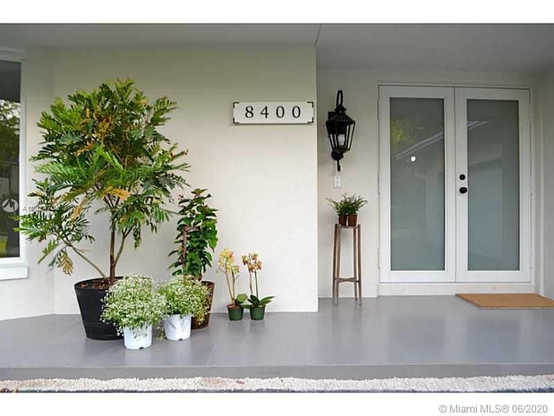 Vendido Recientemente: $865,000 (4 camas, 3 baños, 3858 Pies cuadrados)
