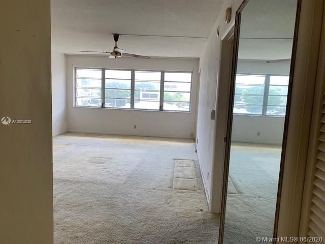 Recently Sold: $70,000 (1 beds, 1 baths, 770 Square Feet)