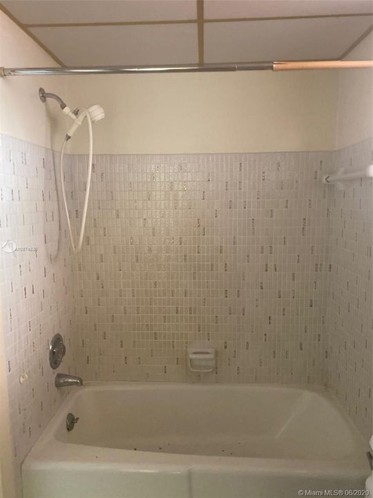 Recently Sold: $70,000 (1 beds, 1 baths, 770 Square Feet)