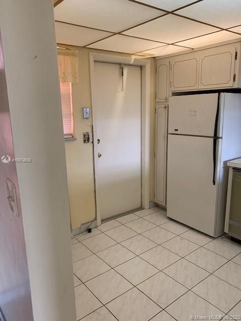 Recently Sold: $70,000 (1 beds, 1 baths, 770 Square Feet)
