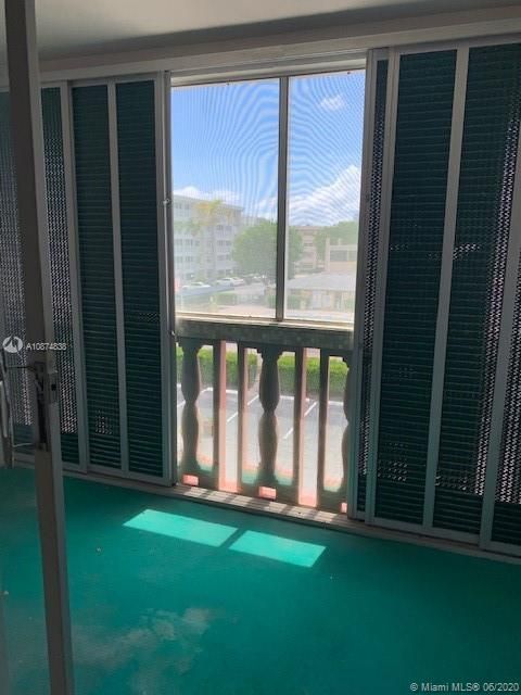 Recently Sold: $70,000 (1 beds, 1 baths, 770 Square Feet)