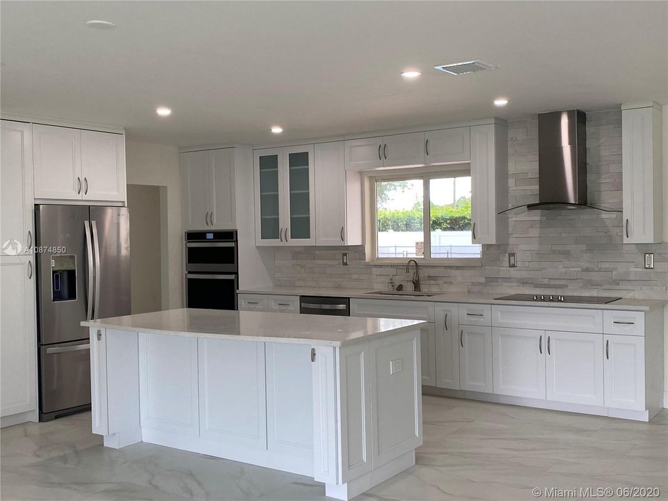 Recently Sold: $572,500 (4 beds, 3 baths, 2652 Square Feet)