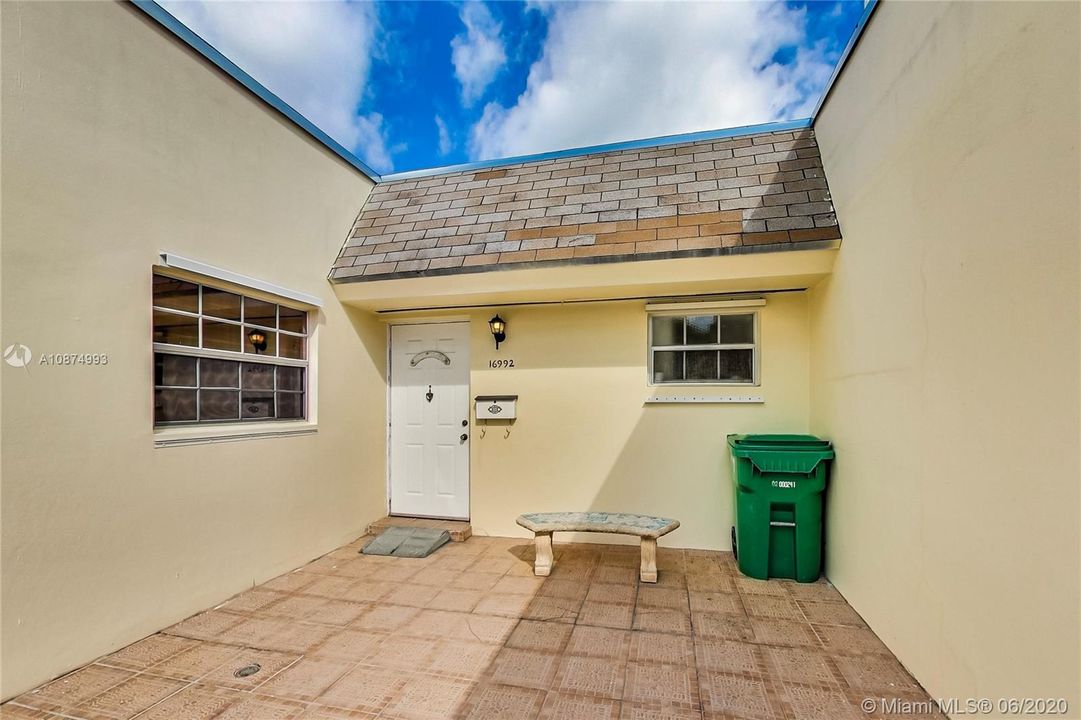 Patio entrance - Check out our unbranded 360 Virtual Tour at: www.rem.ax/16992swunb