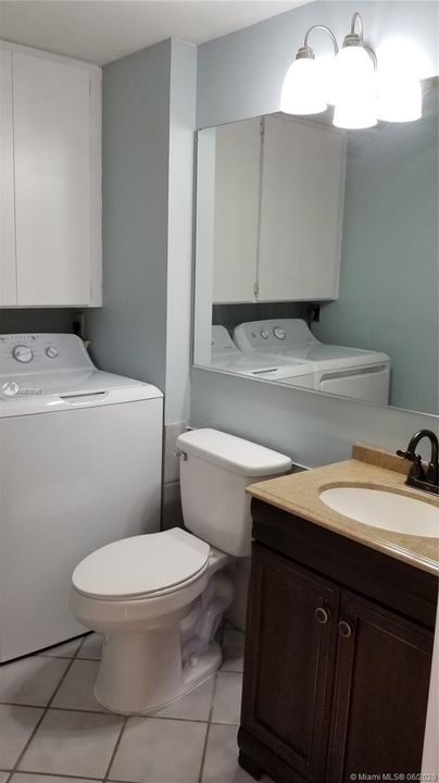 Recently Sold: $220,000 (2 beds, 2 baths, 1264 Square Feet)