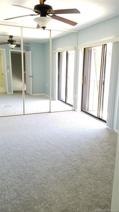 Recently Sold: $220,000 (2 beds, 2 baths, 1264 Square Feet)