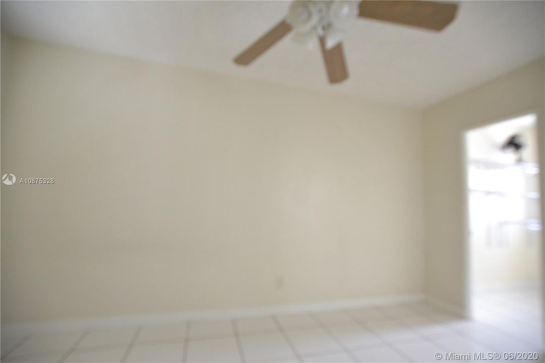 Recently Rented: $1,100 (1 beds, 1 baths, 600 Square Feet)