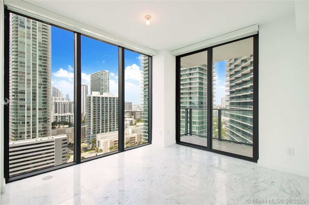 Vendido Recientemente: $1,475,000 (3 camas, 3 baños, 1634 Pies cuadrados)