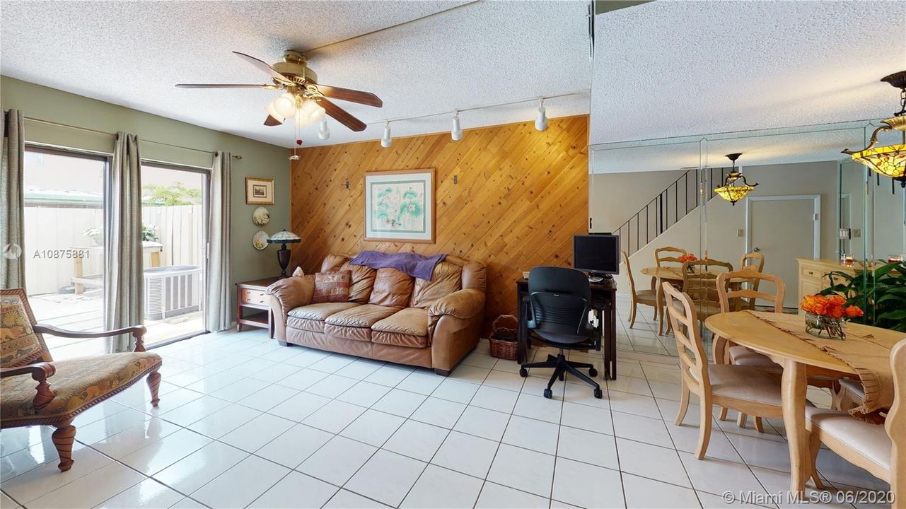 Recently Sold: $175,000 (2 beds, 2 baths, 980 Square Feet)