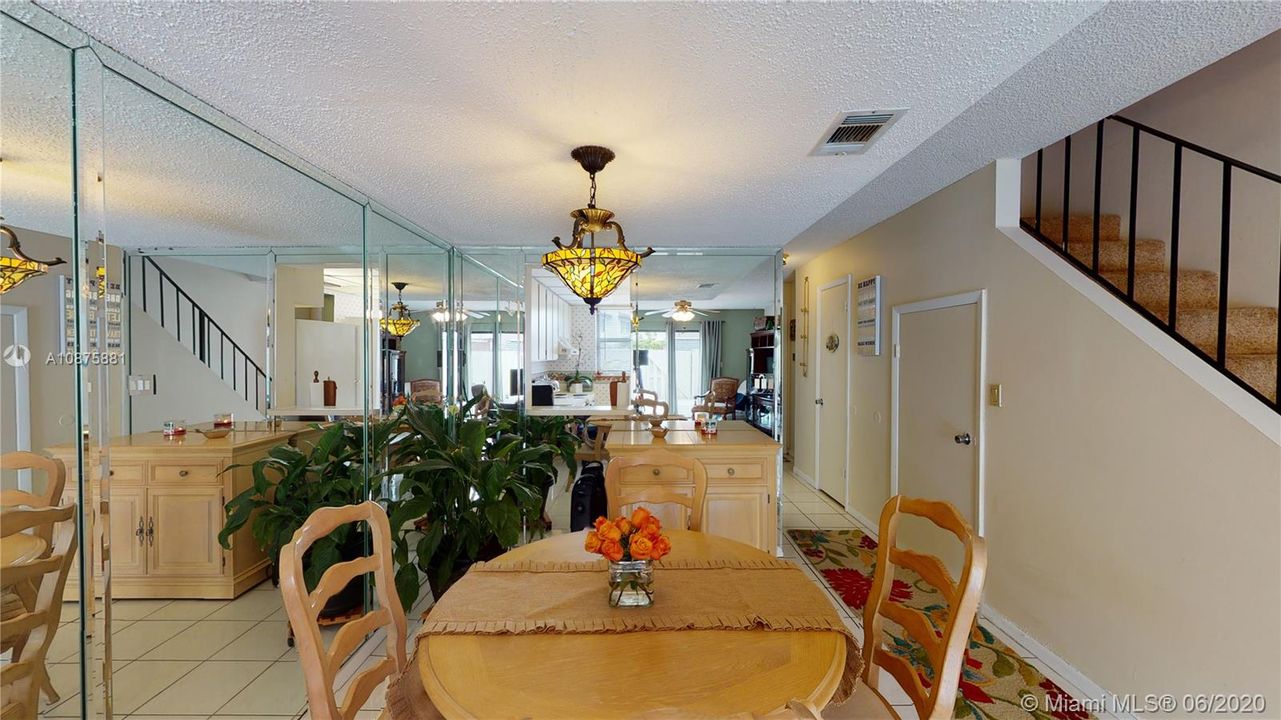 Recently Sold: $175,000 (2 beds, 2 baths, 980 Square Feet)