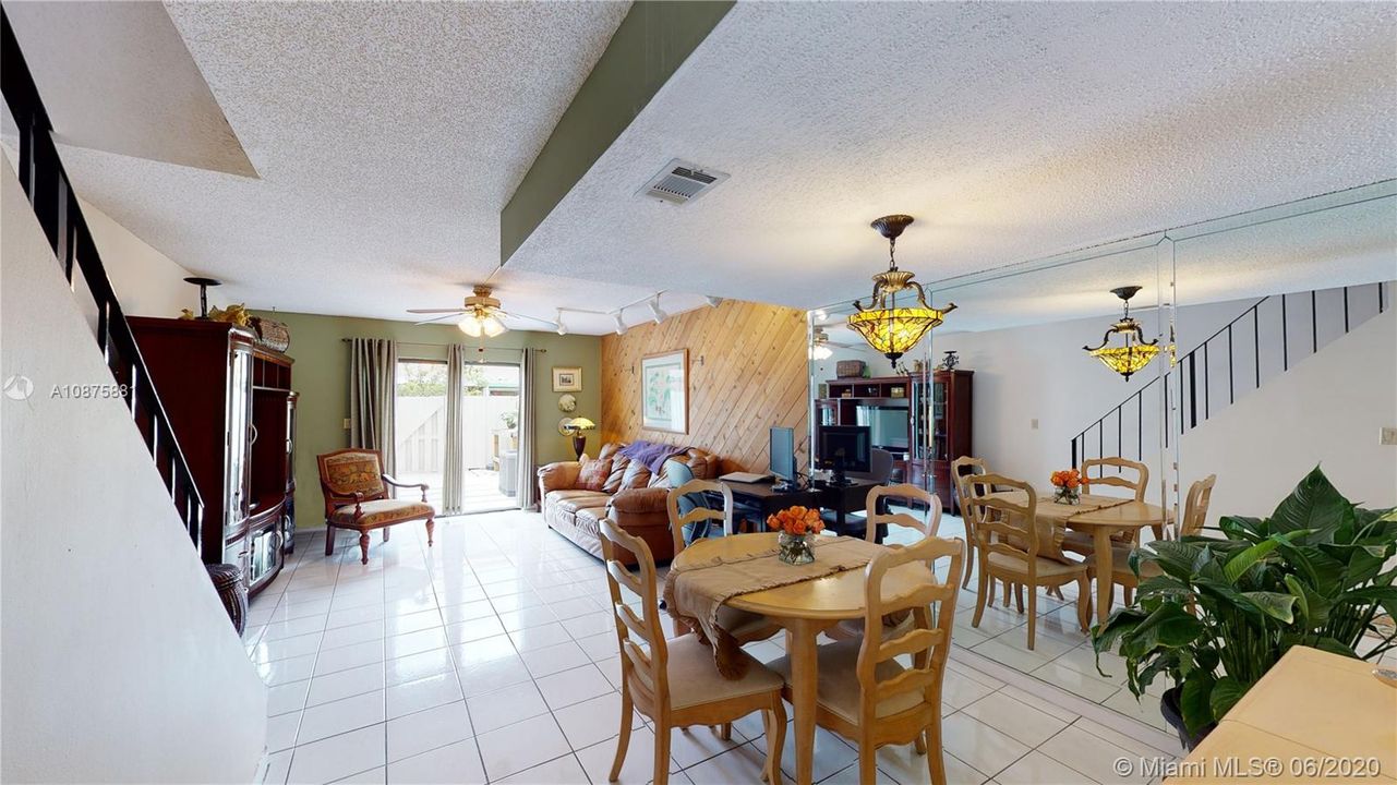 Recently Sold: $175,000 (2 beds, 2 baths, 980 Square Feet)