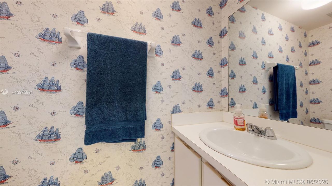 Recently Sold: $175,000 (2 beds, 2 baths, 980 Square Feet)
