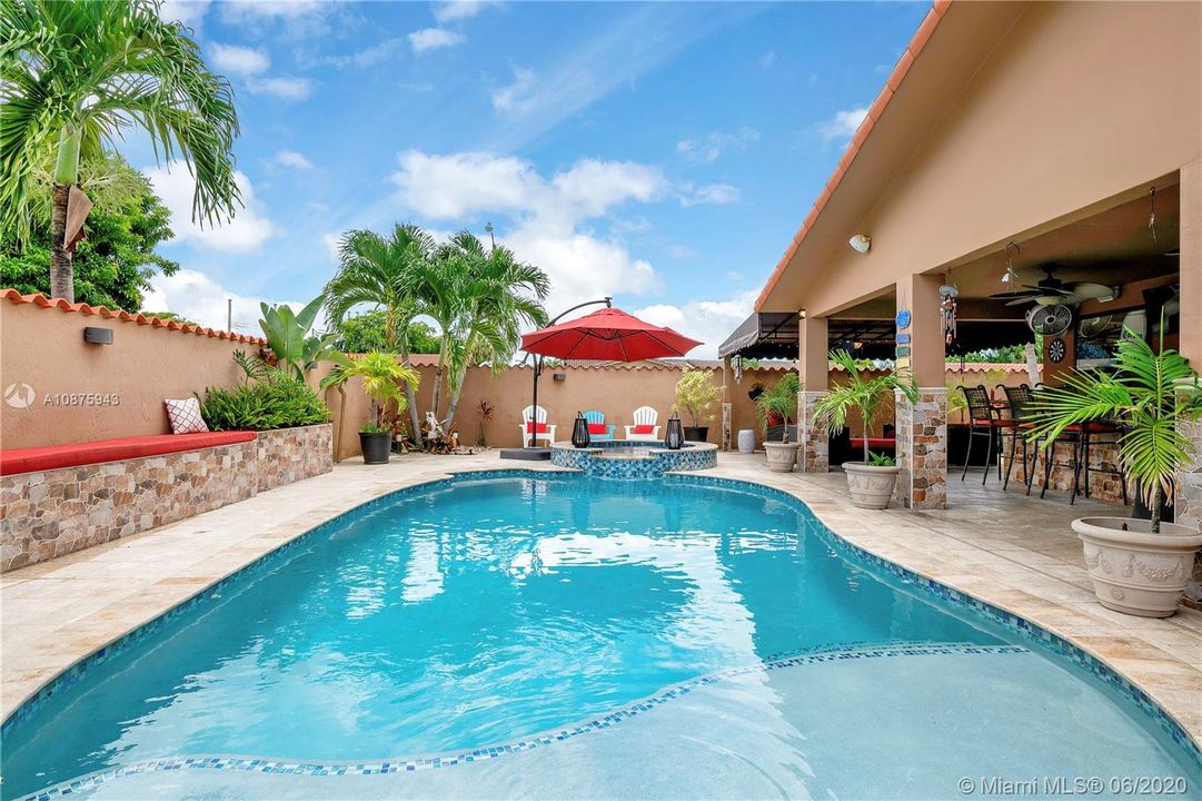 Recently Rented: $3,200 (3 beds, 3 baths, 2204 Square Feet)
