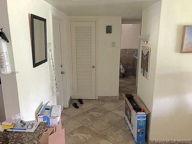 Recently Rented: $1,250 (1 beds, 1 baths, 700 Square Feet)